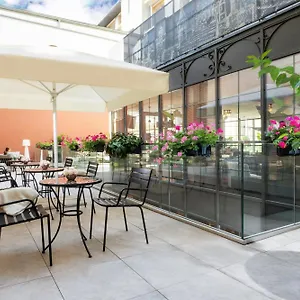 Leonardo Boutique Old Town فندق كراكوفيا