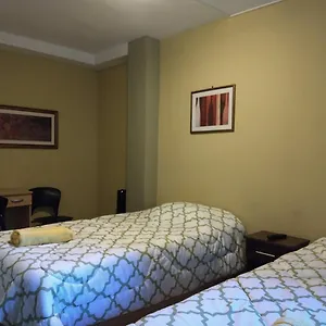 Bed & Breakfast Give House Guatemala City